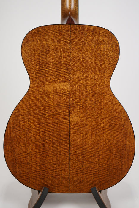 Bourgeois Custom Heirloom Series Country Boy OM