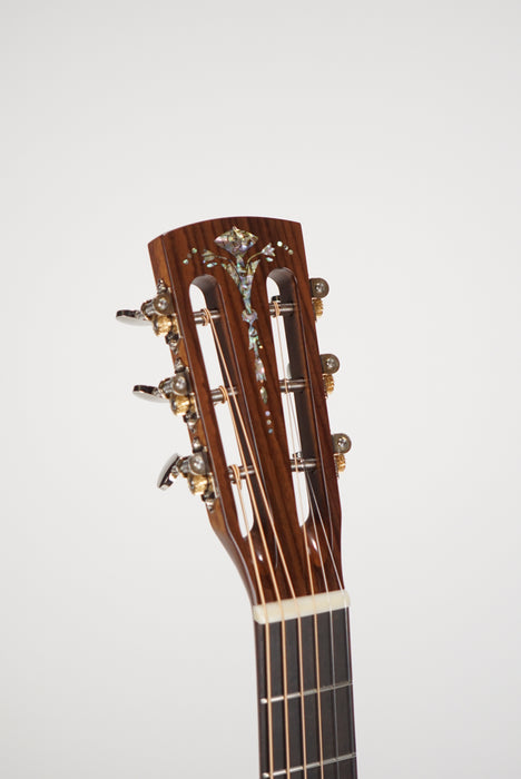 Huss and Dalton 00-SP 12-Fret Custom Slot Head Pyramid Bridge
