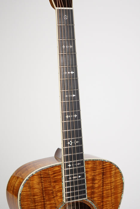 Bourgeois 45 Style OM | All Koa w/ Holly Binding