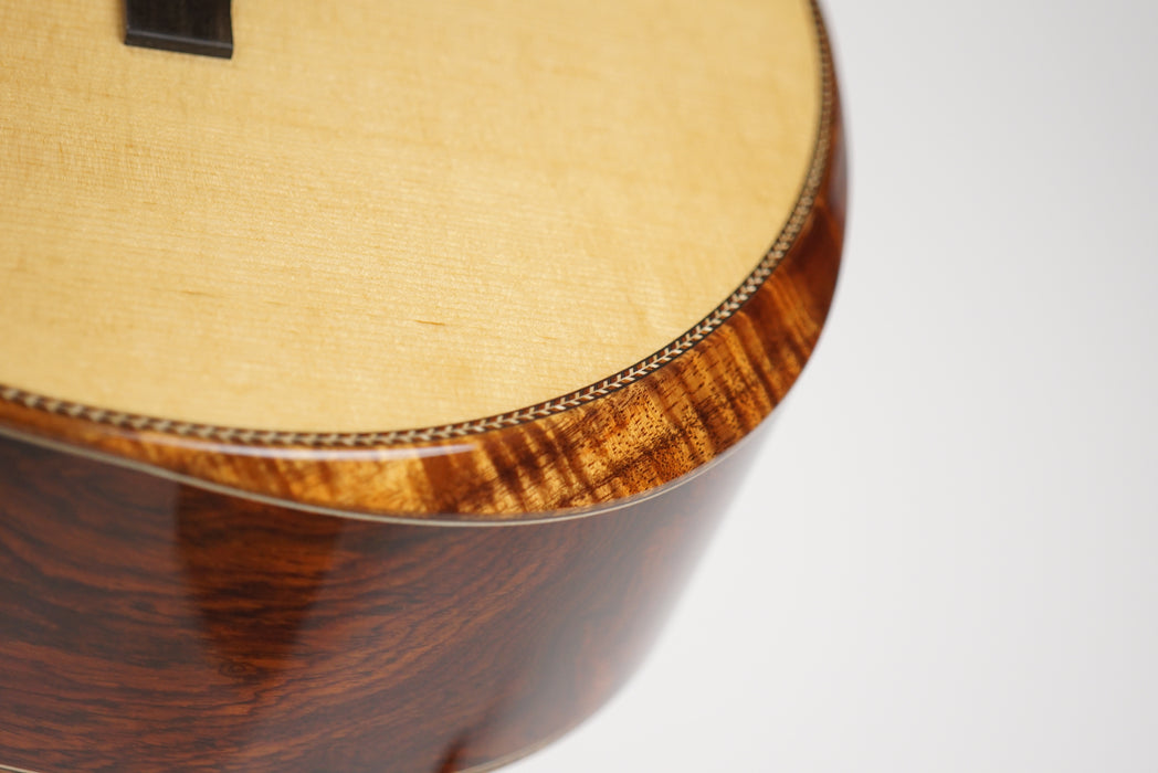 Bourgeois Legacy Series DB Signature Deluxe 00-12/C Coupe