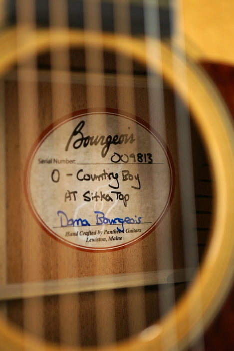 2022 Bourgeois 0 | Mahogany & Torrefied Sitka w/K&K pickup