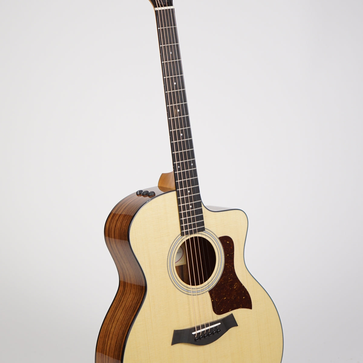 DSC09000_62ee92b2-133c-4877-