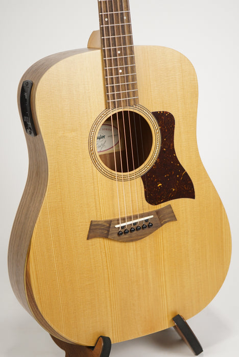 Taylor Academy 10e