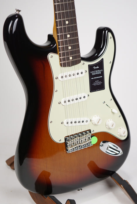 Fender Vintera® II '60s Stratocaster®, Rosewood Fingerboard, 3-Color Sunburst