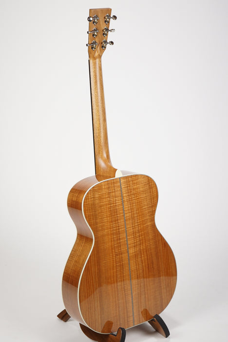 Huss and Dalton TOM-R Custom