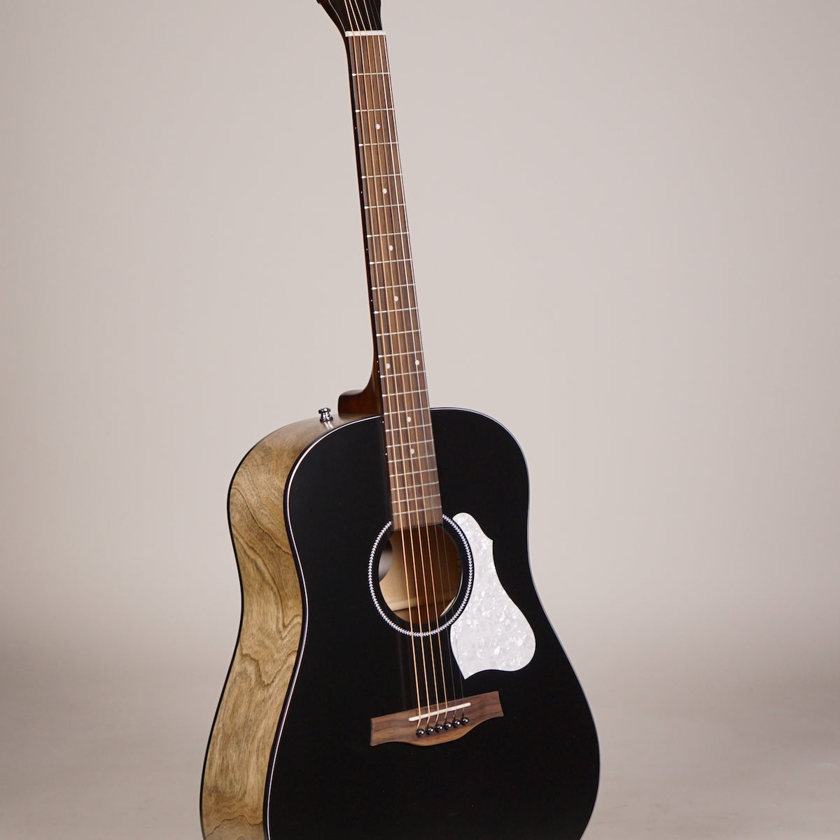 Seagull S6 Classic Black Acoustic/Electric — Northern Lights