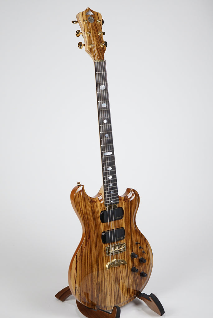 Skylark guitar sales