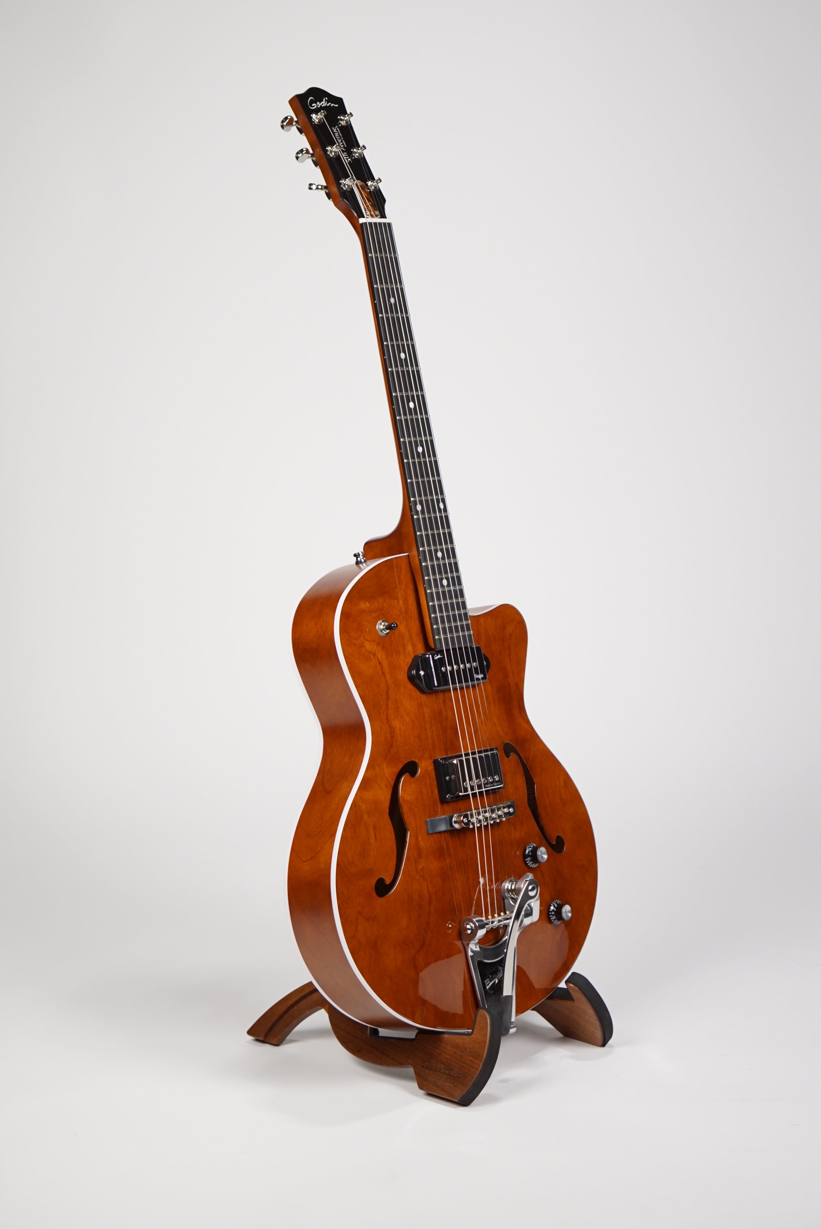Goldin 5th Avenue Uptown custom electric Guitar w/gig bag