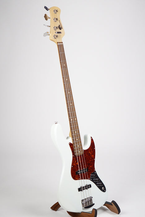 Pre-Owned Woodspeak J Style Bass