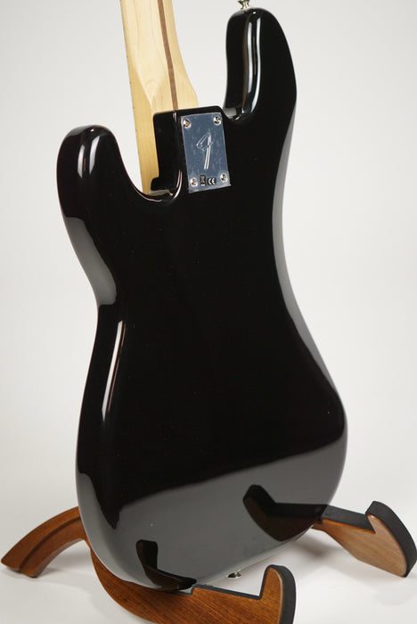 2021 Fender PLAYER PRECISION BASS® Maple Fingerboard, Black
