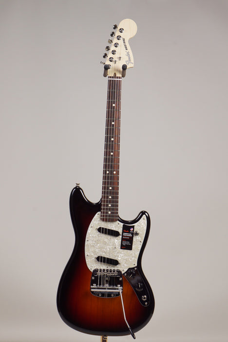 Fender American Performer Mustang Guitar