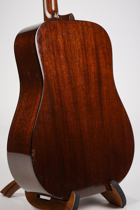 1971 Martin D-18